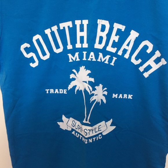 T-shirt - Picture 2 of 4